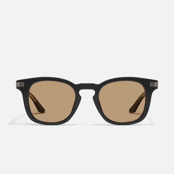 Weekender – Matte Black Frame – Polarized Sand Lenses